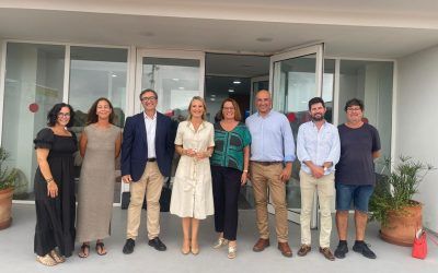 El Govern y el Ministerio de Educación firman un convenio para consolidar el Centre de la Mar de Maó como Centro de Referencia Nacional en Náutica